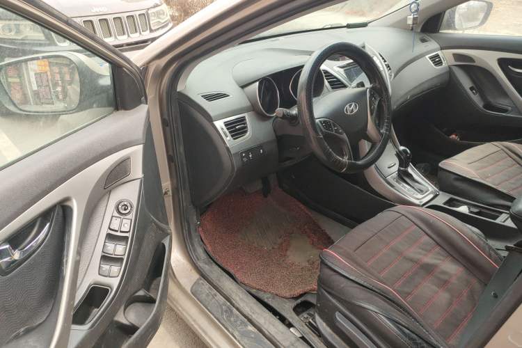 Used Hyundai Elantra (5th Generation / Langdong) 2013 1.6L Automatic Luxury Model Driver Seat
