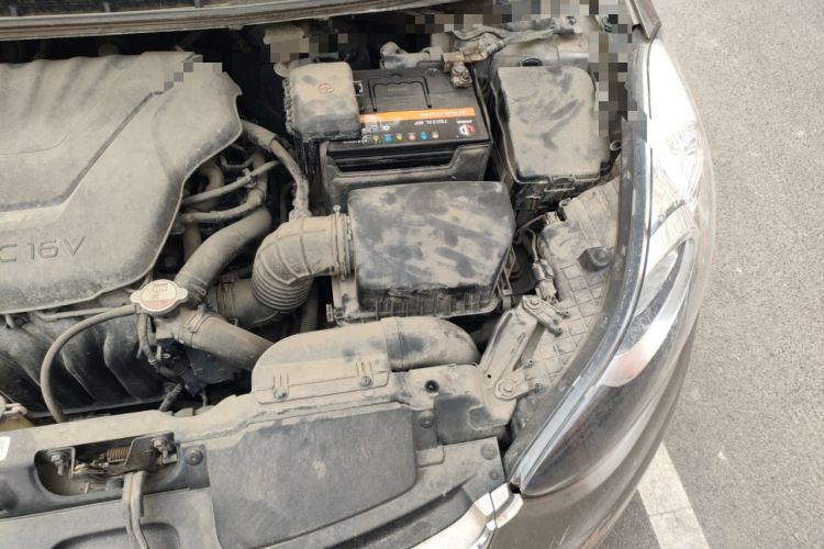 Used Hyundai Elantra (5th Generation / Langdong) 2013 1.6L Automatic Luxury Model Engine Bay Left