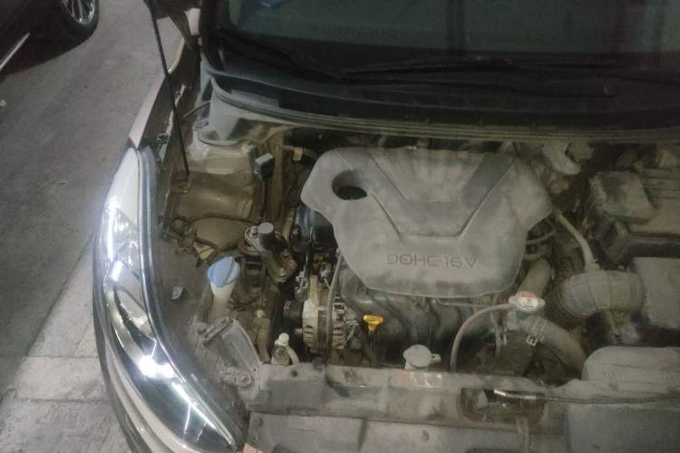 Used Hyundai Elantra (5th Generation / Langdong) 2013 1.6L Automatic Leading Model Engine Bay Right