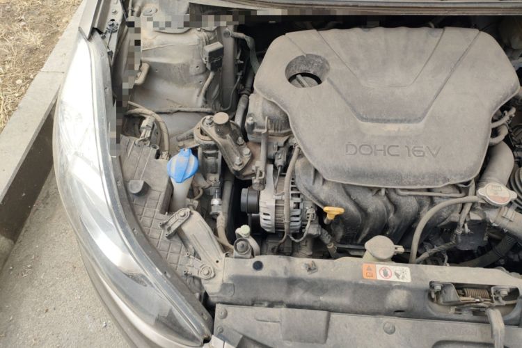 Used Hyundai Elantra (5th Generation / Langdong) 2013 1.6L Automatic Luxury Model Engine Bay Right