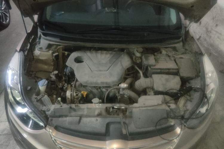 Used Hyundai Elantra (5th Generation / Langdong) 2013 1.6L Automatic Leading Model Engine Bay