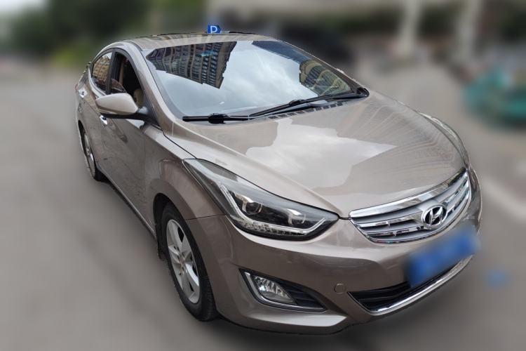 Used Hyundai Elantra (5th Generation / Langdong) 2013 1.6L Automatic Luxury Model Front Right 45 Deg