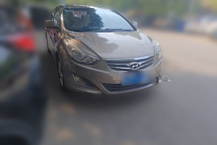 Used Hyundai Elantra (5th Generation / Langdong) 2013 1.6L Automatic Leading Model Front Right 45 Deg