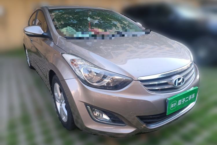 Used Hyundai Elantra (5th Generation / Langdong) 2013 1.6L Automatic Leading Model Front Right 45 Deg