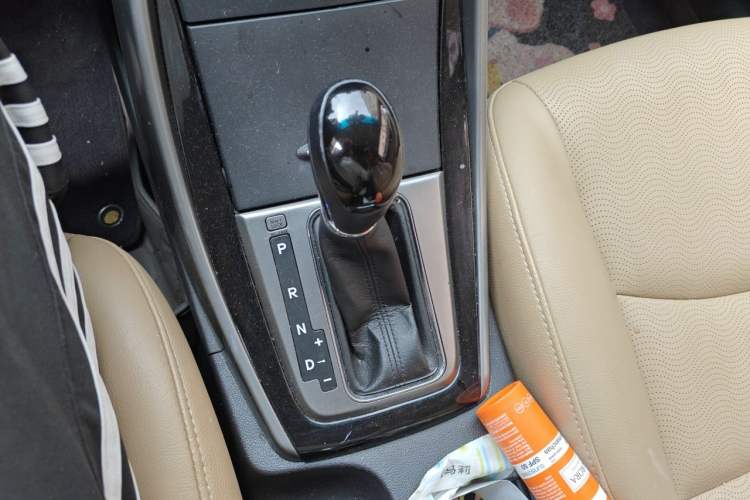 Used Hyundai Elantra (5th Generation / Langdong) 2013 1.6L Automatic Luxury Model Gear Lever