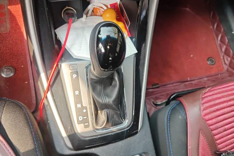 Used Hyundai Elantra (5th Generation / Langdong) 2013 1.6L Automatic Leading Model Gear Lever