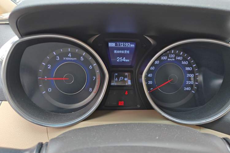 Used Hyundai Elantra (5th Generation / Langdong) 2013 1.6L Automatic Luxury Model Instrument Cluster
