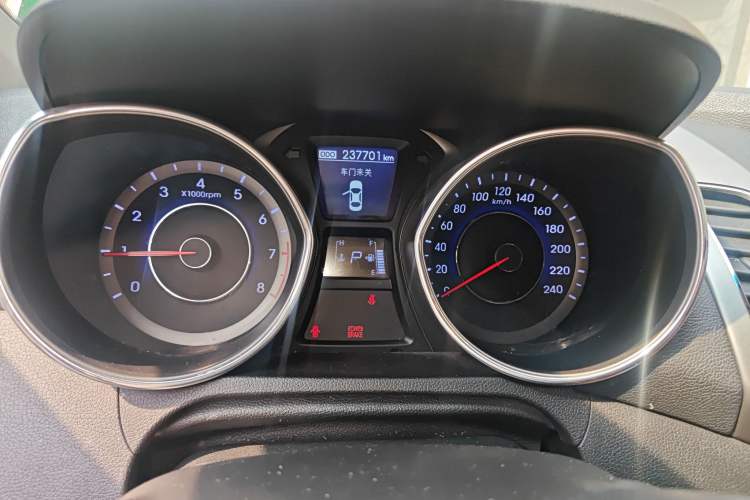 Used Hyundai Elantra (5th Generation / Langdong) 2013 1.6L Automatic Leading Model Instrument Cluster