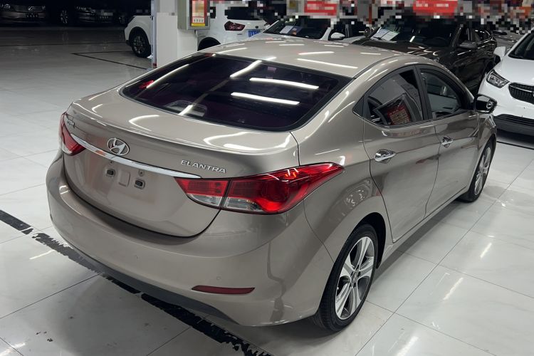 Used Hyundai Elantra (5th Generation / Langdong) 2013 1.6L Automatic Luxury Model Rear Right 45 Deg