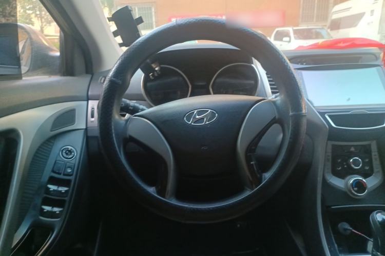 Used Hyundai Elantra (5th Generation / Langdong) 2013 1.6L Automatic Leading Model Steering Wheel