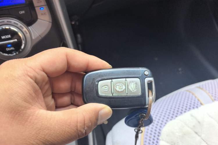 Used Hyundai Elantra (5th Generation / Langdong) 2013 1.6L Automatic Luxury Model Vehicle Key