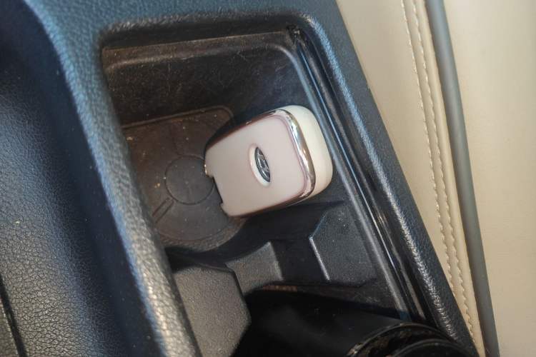 Used Hyundai Elantra (5th Generation / Langdong) 2013 1.6L Automatic Leading Model Vehicle Key