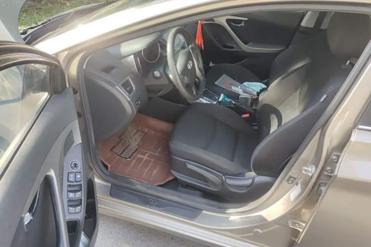 Used Hyundai Elantra (5th Generation / Langdong) 2013 1.6L Automatic Leading Model Driver Seat