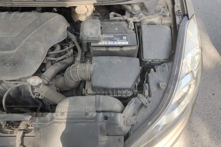 Used Hyundai Elantra (5th Generation / Langdong) 2013 1.6L Automatic Leading Model Engine Bay Left