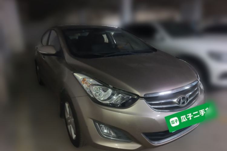 Used Hyundai Elantra (5th Generation / Langdong) 2013 1.6L Automatic Leading Model Front Right 45 Deg