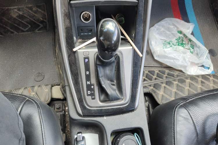 Used Hyundai Elantra (5th Generation / Langdong) 2013 1.6L Automatic Leading Model Gear Lever
