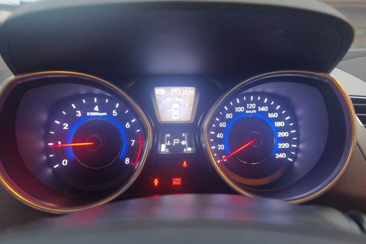 Used Hyundai Elantra (5th Generation / Langdong) 2013 1.6L Automatic Leading Model Instrument Cluster