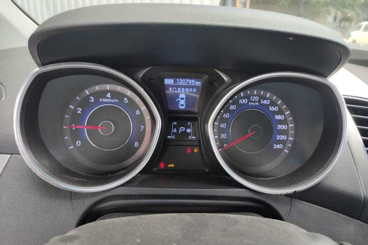 Used Hyundai Elantra (5th Generation / Langdong) 2013 1.6L Automatic Leading Model Instrument Cluster