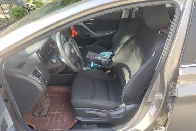 Used Hyundai Elantra (5th Generation / Langdong) 2013 1.6L Automatic Leading Model Left Front Seat