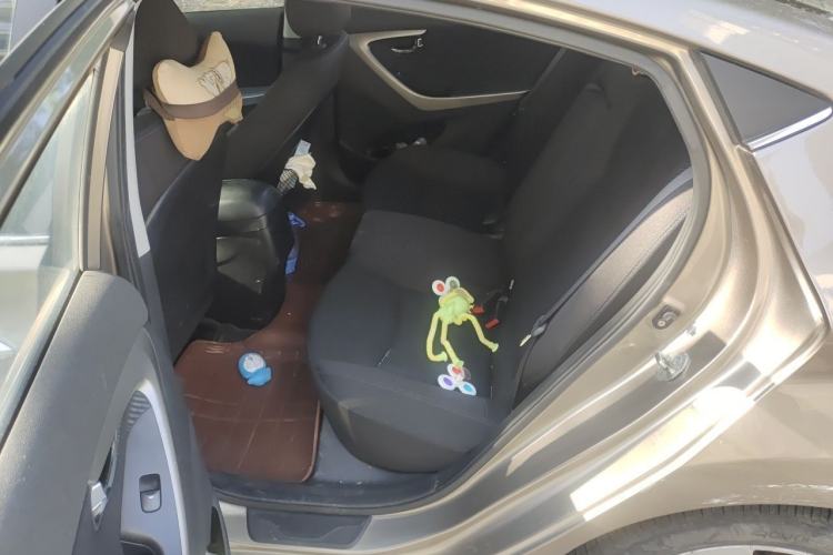 Used Hyundai Elantra (5th Generation / Langdong) 2013 1.6L Automatic Leading Model Left Rear Seat