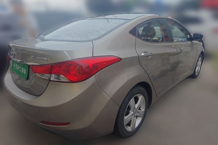 Used Hyundai Elantra (5th Generation / Langdong) 2013 1.6L Automatic Leading Model Rear Right 45 Deg