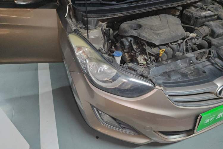 Used Hyundai Elantra (5th Generation / Langdong) 2013 1.6L Automatic Luxury Model Right Front Headlight
