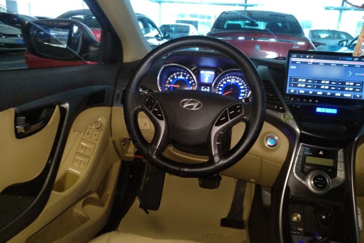 Used Hyundai Elantra (5th Generation / Langdong) 2013 1.6L Automatic Luxury Model Steering Wheel