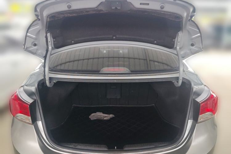 Used Hyundai Elantra (5th Generation / Langdong) 2013 1.6L Automatic Luxury Model Trunk