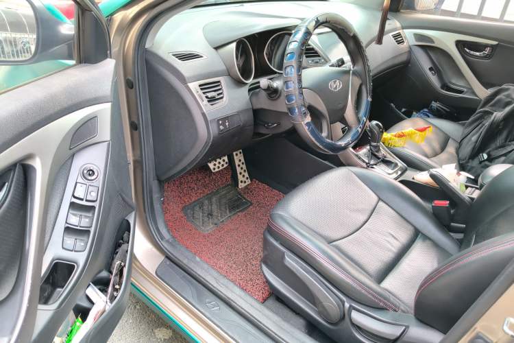 Used Hyundai Elantra (5th Generation / Langdong) 2013 1.6L Automatic Leading Model Driver Seat