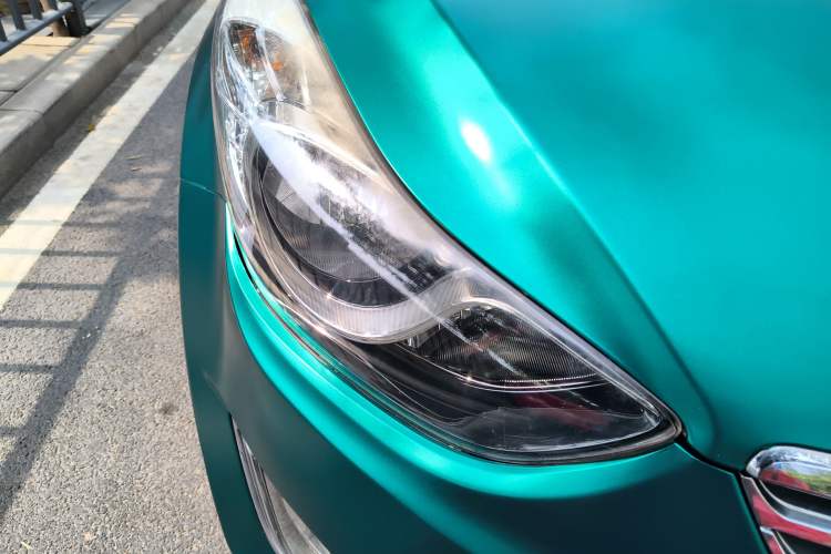 Used Hyundai Elantra (5th Generation / Langdong) 2013 1.6L Automatic Leading Model Right Front Headlight