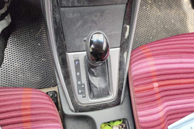 Used Hyundai Elantra (5th Generation / Langdong) 2013 1.6L Automatic Leading Model Gear Lever