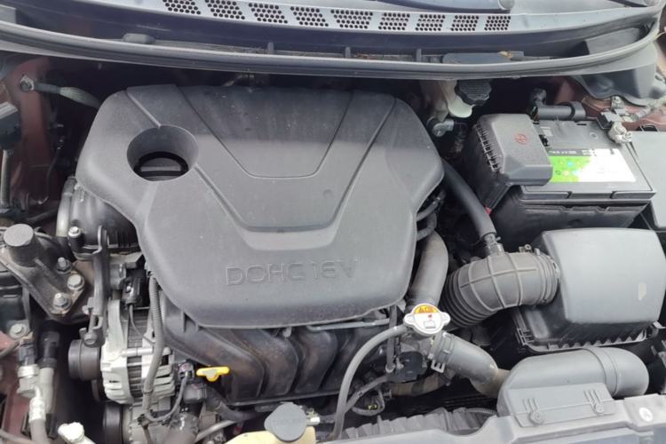 Used Hyundai Elantra (5th Generation / Langdong) 2013 1.6L Automatic Leading Model Engine Bay