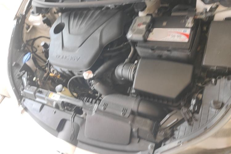 Used Hyundai Elantra (5th Generation / Langdong) 2013 1.6L Automatic Leading Model Engine Bay