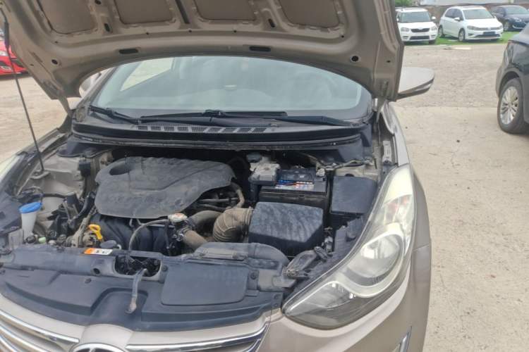 Used Hyundai Elantra (5th Generation / Langdong) 2013 1.6L Automatic Leading Model Engine Bay Left