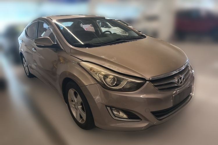 Used Hyundai Elantra (5th Generation / Langdong) 2013 1.6L Automatic Leading Model Front Right 45 Deg