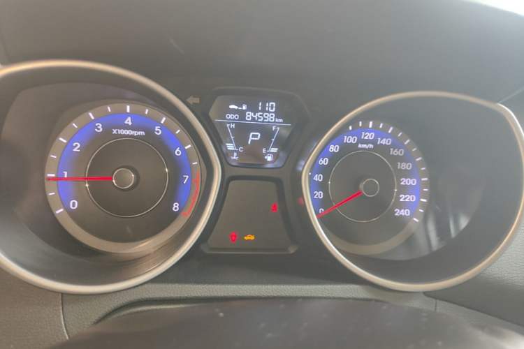 Used Hyundai Elantra (5th Generation / Langdong) 2013 1.6L Automatic Leading Model Instrument Cluster