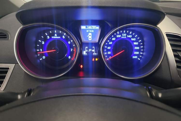 Used Hyundai Elantra (5th Generation / Langdong) 2013 1.6L Automatic Leading Model Instrument Cluster