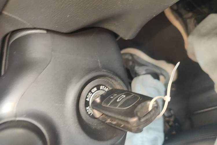 Used Hyundai Elantra (5th Generation / Langdong) 2013 1.6L Automatic Leading Model Vehicle Key