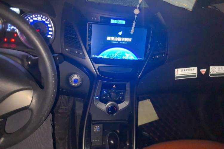 Used Hyundai Elantra (5th Generation / Langdong) 2013 1.6L Automatic Leading Model Audio And AC Panel