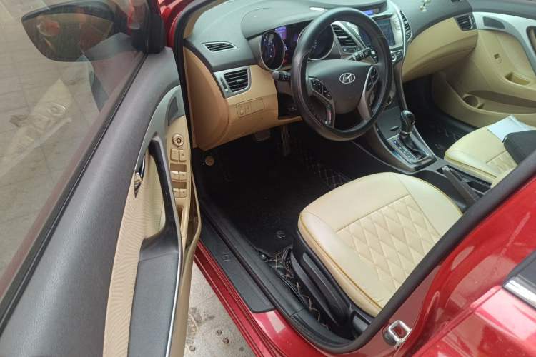 Used Hyundai Elantra (5th Generation / Langdong) 2013 1.6L Automatic Leading Model Driver Seat