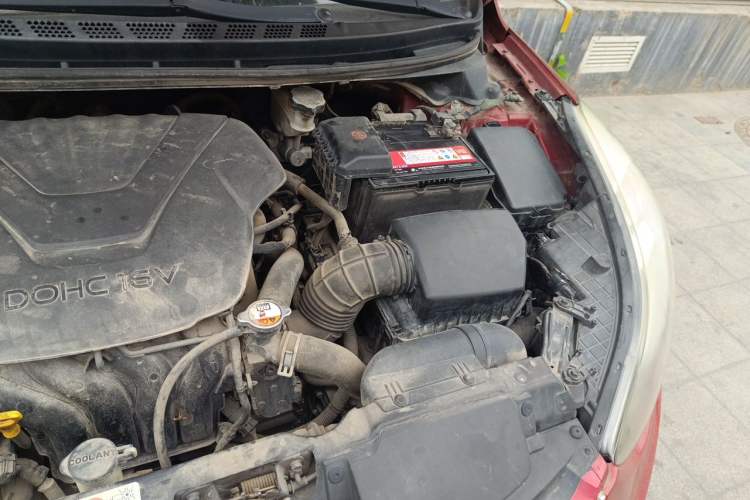 Used Hyundai Elantra (5th Generation / Langdong) 2013 1.6L Automatic Leading Model Engine Bay Left