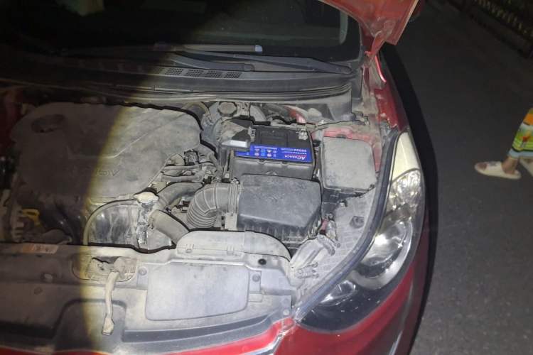 Used Hyundai Elantra (5th Generation / Langdong) 2013 1.6L Automatic Leading Model Engine Bay Left