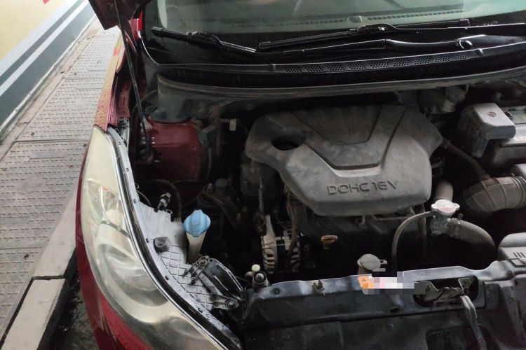 Used Hyundai Elantra (5th Generation / Langdong) 2013 1.6L Automatic Luxury Model Engine Bay Right