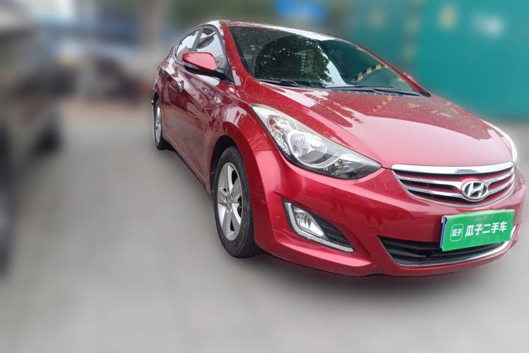 Used Hyundai Elantra (5th Generation / Langdong) 2013 1.6L Automatic Leading Model Front Right 45 Deg