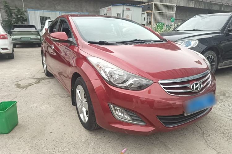 Used Hyundai Elantra (5th Generation / Langdong) 2013 1.6L Automatic Leading Model Front Right 45 Deg