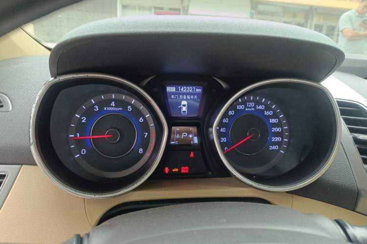 Used Hyundai Elantra (5th Generation / Langdong) 2013 1.6L Automatic Leading Model Instrument Cluster