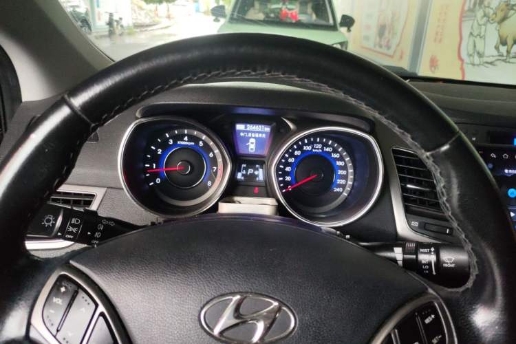 Used Hyundai Elantra (5th Generation / Langdong) 2013 1.6L Automatic Luxury Model Instrument Cluster