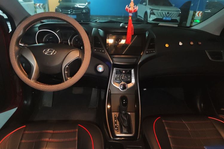 Used Hyundai Elantra (5th Generation / Langdong) 2013 1.6L Automatic Leading Model Interior 2