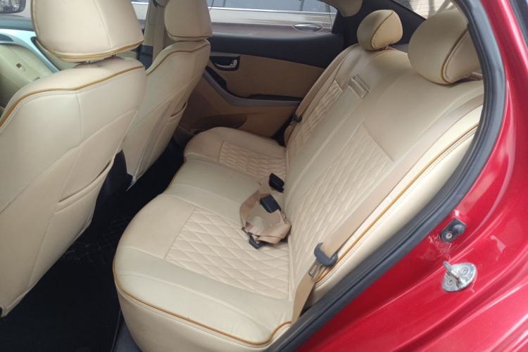 Used Hyundai Elantra (5th Generation / Langdong) 2013 1.6L Automatic Leading Model Left Rear Seat