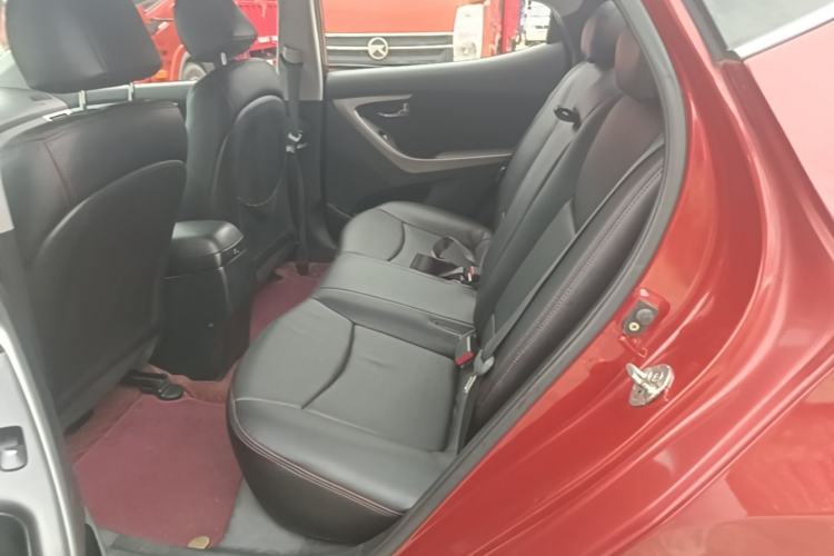 Used Hyundai Elantra (5th Generation / Langdong) 2013 1.6L Automatic Leading Model Left Rear Seat
